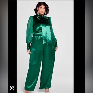 BNWT PATRICK STARRR FOR FASHION TO FIGURE TIE NECK GREEN JUMPSUIT SZ 2 (2X)